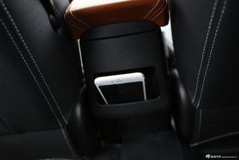 2016款吉利帝豪1.3T自动RS两厢向上版