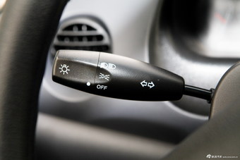 2012款乐驰1.0P-TEC手动活力型