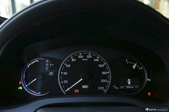 2014款雷克萨斯CT 1.8L自动200h F-Sport单色