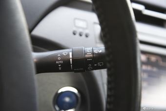 2012款普锐斯1.8L自动豪华先进版