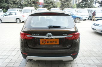 2012款中华V5 1.5T手动两驱豪华型