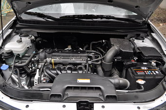 2011款悦动1.6L手动舒适型图片