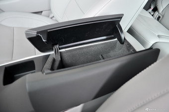 2014款奔驰ML320 4MATIC