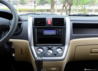 2014款启腾M70 1.2L进取型