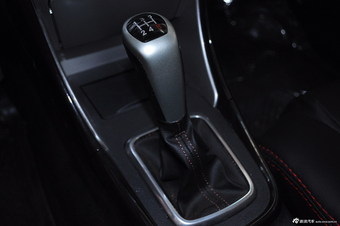 2011款骏捷FSV 1.5L手动精英