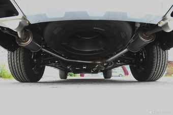 2015款比亚迪S7升级版1.5T手动尊贵型