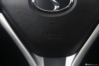 2015款V5菱致plus 1.5L手动智趣型