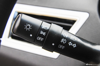 2016款金杯智尚S35 1.5L手动智能版