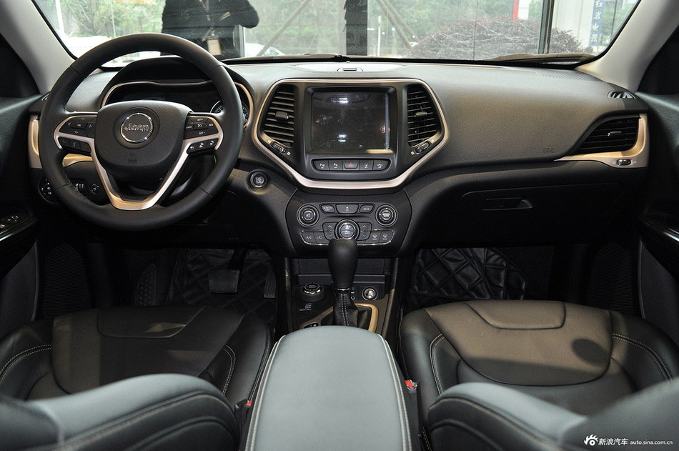 2014款自由光2.4L自动豪华版