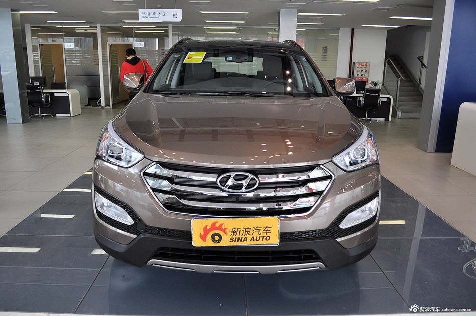 2013款全新胜达2.4L自动两驱GLS