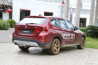 2014款宝马X1 xDrive20i X设计套装