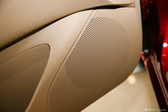 2013款花冠1.6L自动豪华版