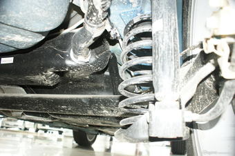 2012款中华V5 1.5T手动两驱豪华型