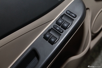 2014款奇瑞E5 1.5手动优悦型