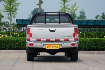 2014款拓陆者E5 2.8T精英版4JB1