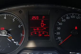 2015款捷达质惠版1.6L自动舒适型