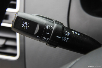 2015款利亚纳A6 1.4L手动两厢畅想型