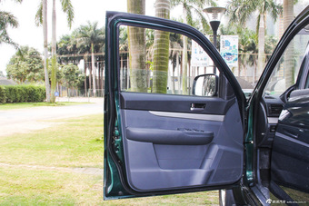 2015款中兴威虎TUV 2.8T手动柴油两驱精英型