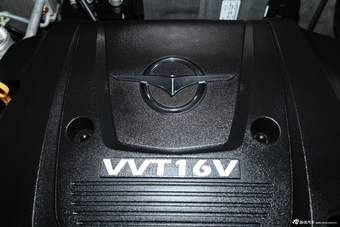 2013款海马S7 2.0L自动智尚版