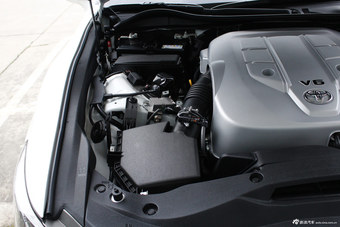 2015款皇冠2.5L自动尊享版