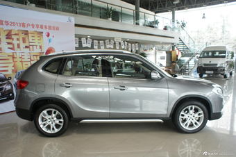 2012款中华V5 1.5T手动两驱豪华型