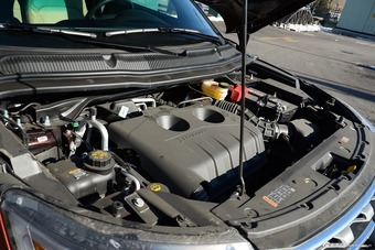 2016款探险者2.3T自动精英版