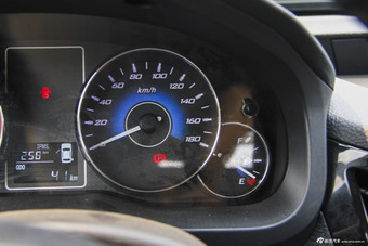 2016款中兴威虎TUV 2.5T手动澳洲版柴油两驱豪华型