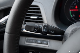 2016款比亚迪e5豪华型