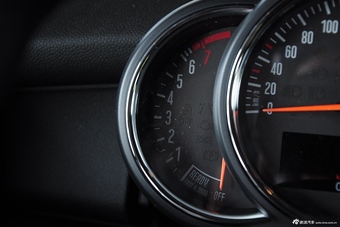 2015款MINI ONE 1.2T手动五门掀背