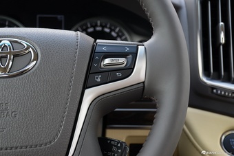 2016款兰德酷路泽4.6L自动VX-R