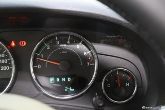 2015款牧马人3.0L四门版Sahara