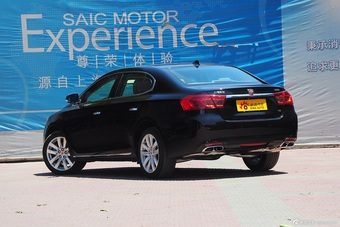2015款荣威950 2.0T豪华行政版