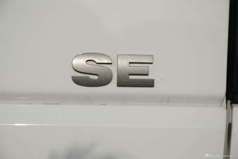 2016款第四代发现3.0T自动V6 SC SE