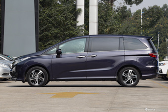 2015款 改款奥德赛2.4L自动至尊版