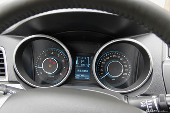 2015款绅宝X65 2.0T自动舒适型