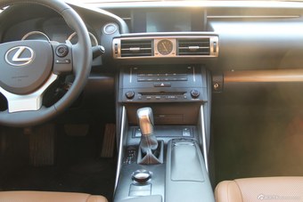 2013款 雷克萨斯 IS250到店实拍
