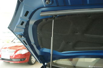 2012款中华V5 1.5T手动两驱豪华型