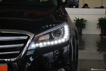 2014款奔腾B90 1.8T自动豪华型到店实拍