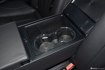 2016款捷豹XJL 2.0T自动两驱典雅商务版