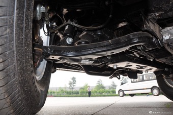 2014款拓陆者E5 2.8T精英版4JB1