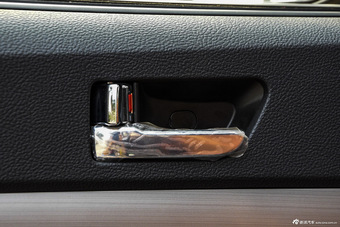 2016款中兴威虎TUV 2.8T手动五十铃柴油两驱豪华型