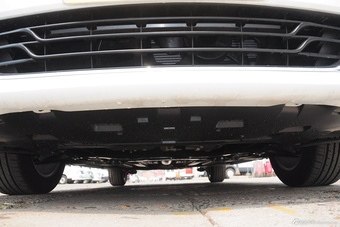 2015款雪铁龙C4L 1.8L自动尊贵型