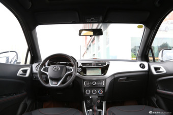 2015款中华V3 1.5L自动智能型图片