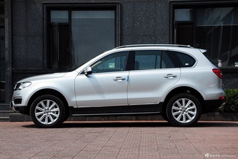 2015款哈弗H8 2.0T两驱豪华型