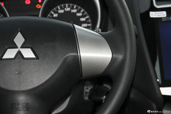 2014款劲炫ASX 2.0L自动两驱精英版