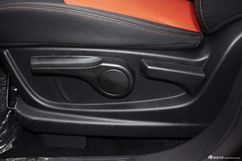 2015款宝骏560 1.8L手动精英型