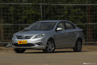 2015款逸动1.6L手动豪华型国5