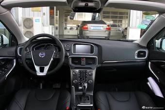 2015款沃尔沃V40 1.6T智雅版图片