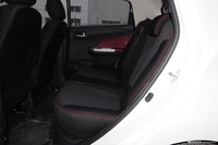 2014款奔奔1.4L自动尊贵天窗型