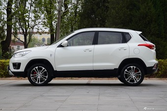 2016款北汽绅宝X35 1.5L自动尊贵版